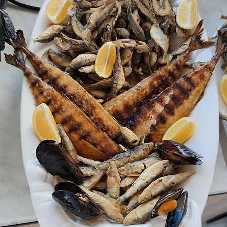 Weisser Schwan белият лебед Shkorpilovtsi