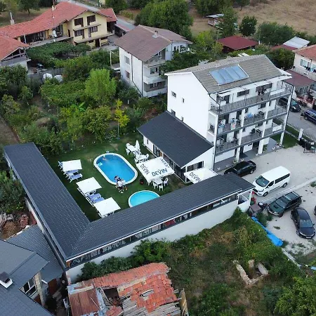 Weisser Schwan белият лебед Hotell Shkorpilovtsi