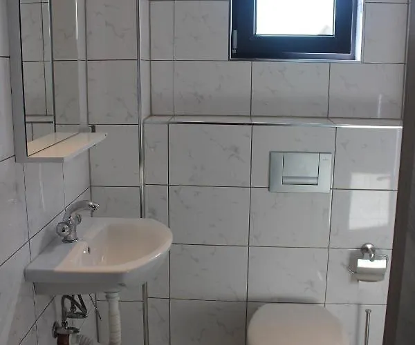 Хотел Weißer Schwan белият лебед