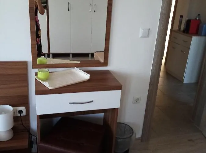 Weißer Schwan белият лебед * Шкорпиловци