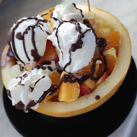 Weisser Schwan белият лебед Hotel