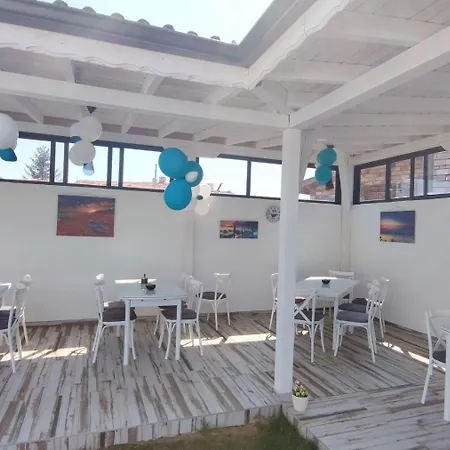 Weisser Schwan белият лебед Hotel