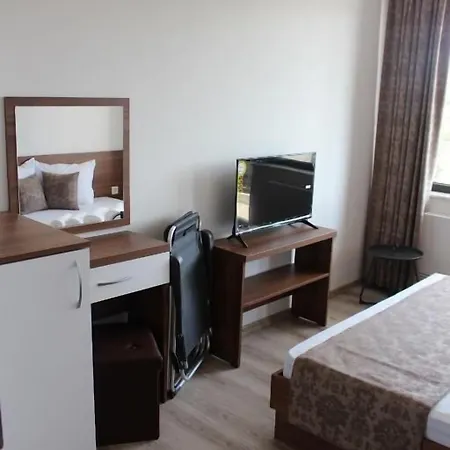 Hotel Weisser Schwan белият лебед