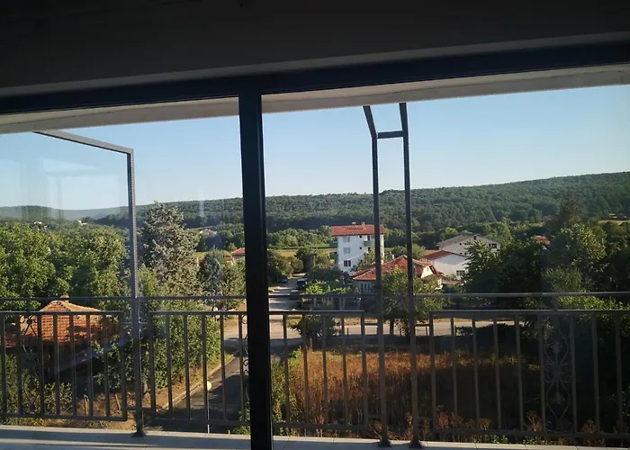 Weisser Schwan белият лебед Hotel *